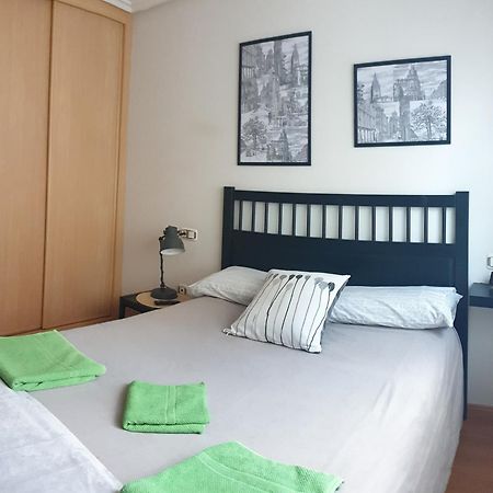 Apartamento "Los Prados" Wifi Y Parking Oviedo Exterior photo